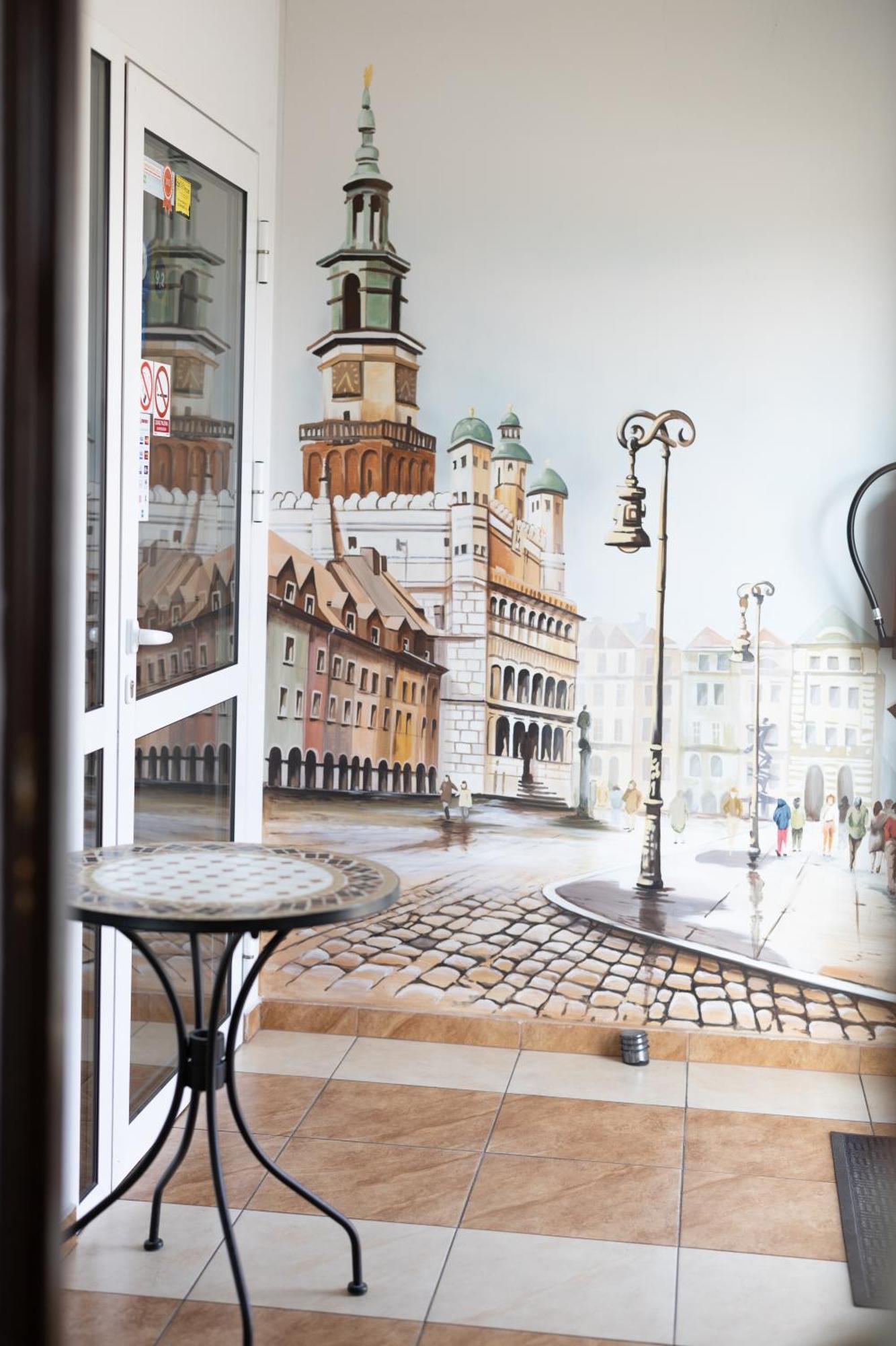 Leo Hostel Poznań Eksteriør bilde